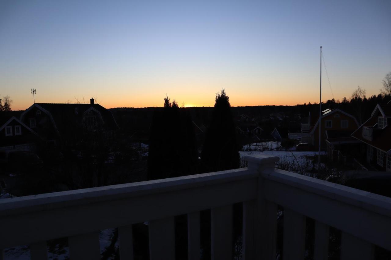 Villa In Svalsaeter, Kallfors, Jaerna, South Of Stockholm, Near Golf, Ytterjaerna Cultural House & The Baltic Sea Beach Jarna (Stockholm) Екстер'єр фото