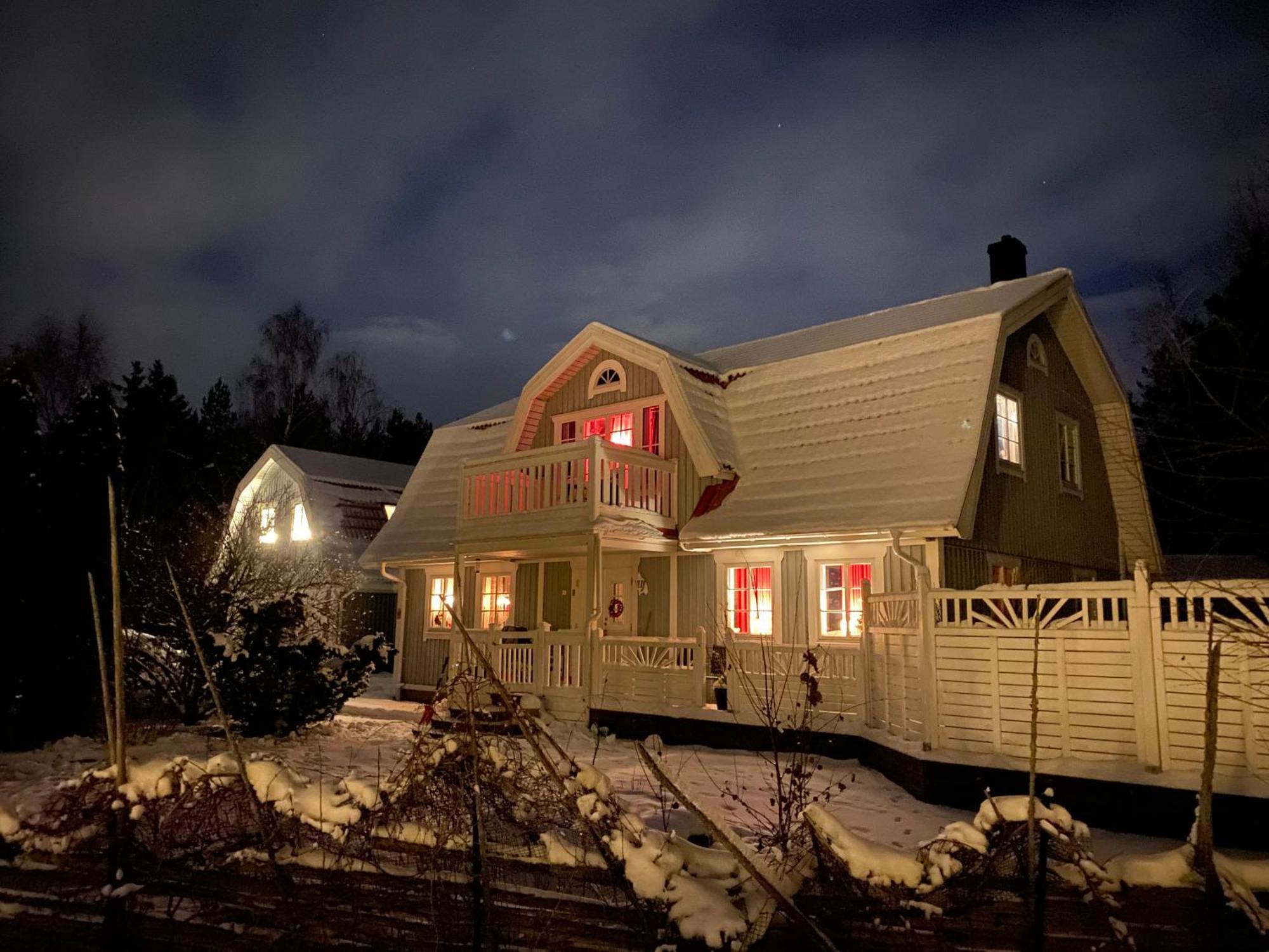 Villa In Svalsaeter, Kallfors, Jaerna, South Of Stockholm, Near Golf, Ytterjaerna Cultural House & The Baltic Sea Beach Jarna (Stockholm) Екстер'єр фото