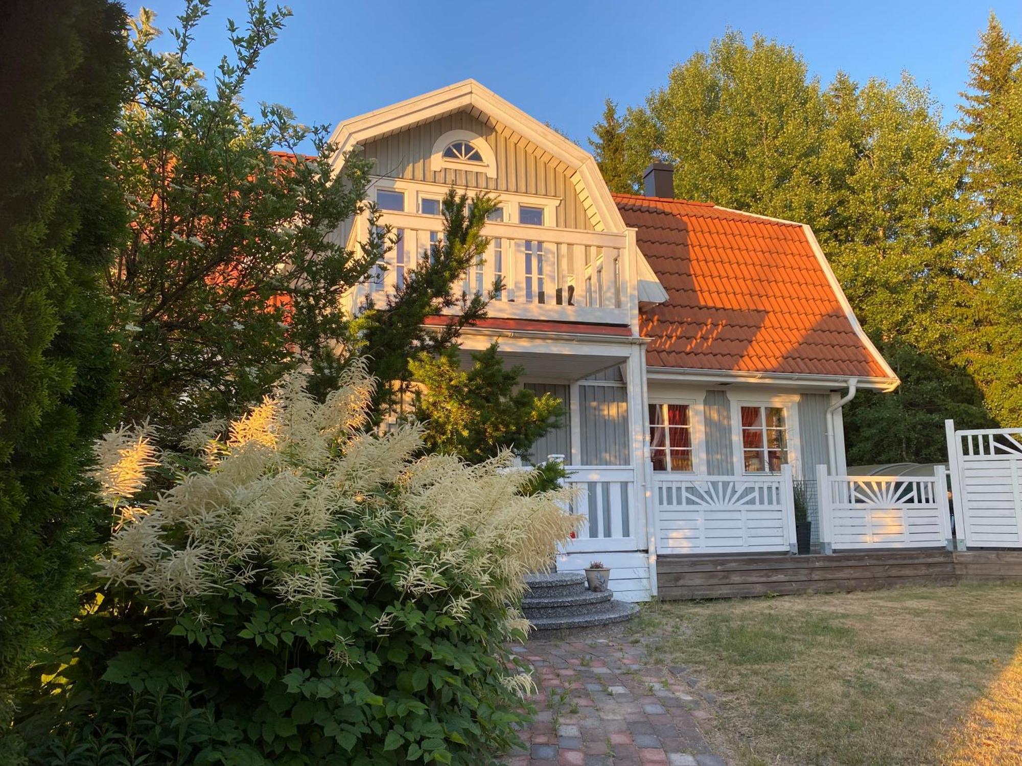 Villa In Svalsaeter, Kallfors, Jaerna, South Of Stockholm, Near Golf, Ytterjaerna Cultural House & The Baltic Sea Beach Jarna (Stockholm) Екстер'єр фото